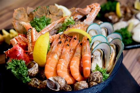 An Oasis of Seafood Delights