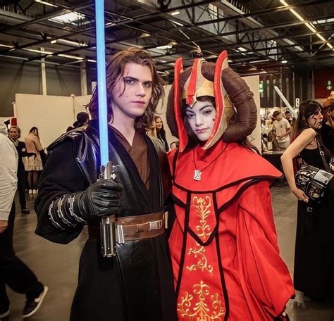 Anakin and Padme Cosplay: A Guide to Uniting the Force