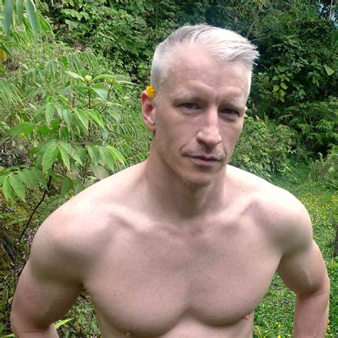 Anderson Cooper No Shirt: A Revealing Look at the CNN Anchorman