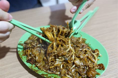 Ang Mo Kio Fried Kway Teow: The Ultimate Guide to Singapore's Must-Try Dish