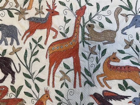 Animal motifs: