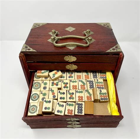 Antique Mahjong: Unveiling the Timeless Charm of a Historic Game