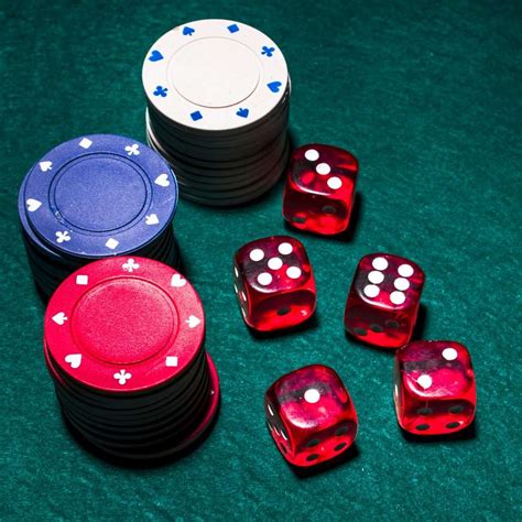 Aposta de Poker: Dominando a Estratégia e Lucrando no Jogo