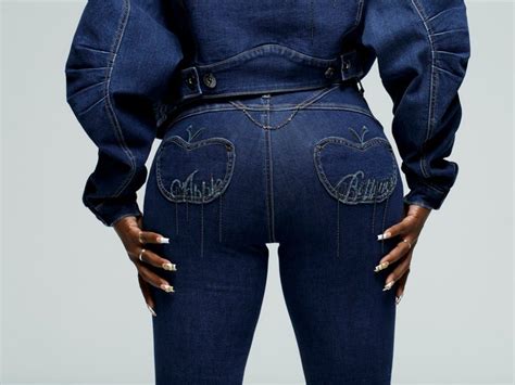 Apple Bottom Jeans: Putting the "Booty" in Jeans