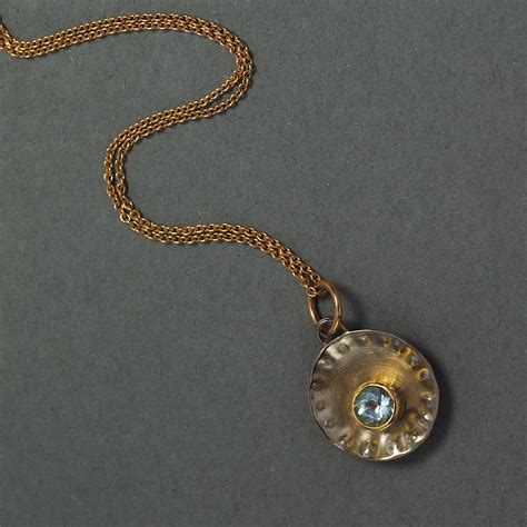 Aqua-Amulet: