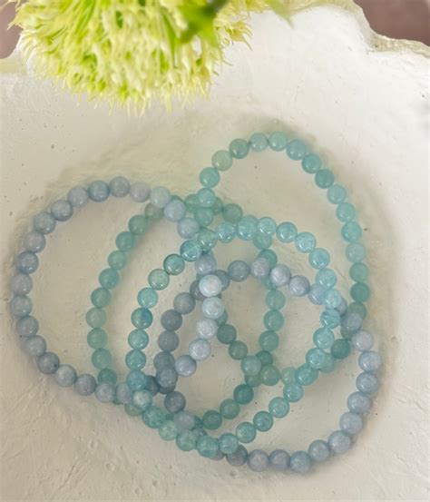 Aquamarine Bead Bracelet: A Guide to Tranquility and Clarity