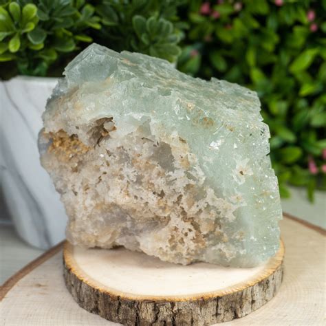 Aquamarine Crystal Raw: Unveiling the Depths of Serenity and Tranquility