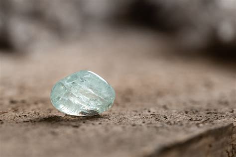 Aquamarine Stone Properties: A Comprehensive Exploration