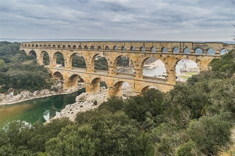 Aqueduct Capital: The Keystone of Ancient Infrastructure