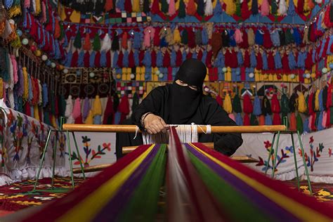 Arabian Outfit: A Tapestry of Culture and Tradition