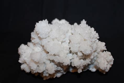 Aragonite White: A Versatile Mineral for Diverse Applications