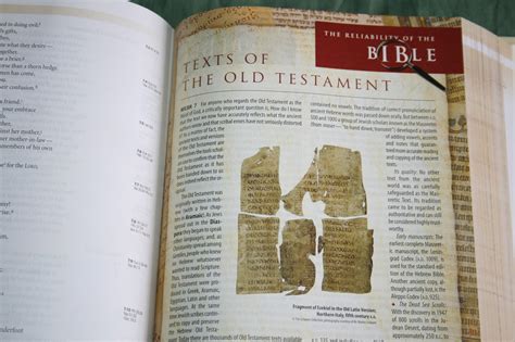 Archaeological Study Bible Kindle Editon