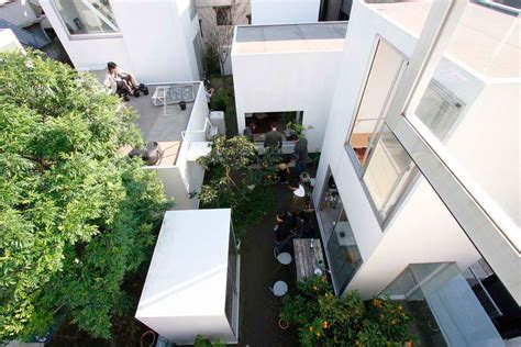 Architectural Institute of Japan Prize (1999) for Moriyama House