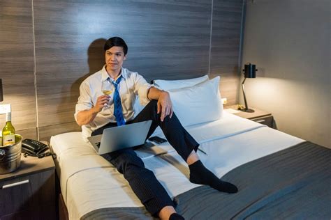 Arrive at the Hotel: A 10-Step Guide to a Hassle-Free Stay