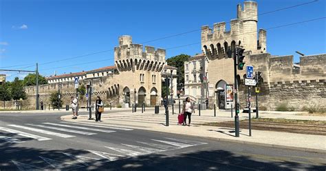 Arriving in Avignon Epub