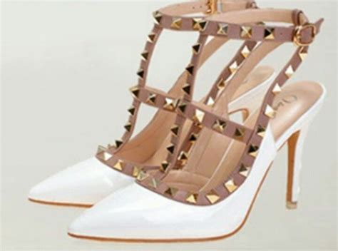 Ascending into Fashion Olympus: A Comprehensive Guide to White Valentino Shoes