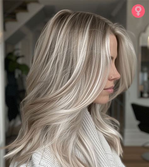 Ash Blonde Highlights: The Perfect Way to Add a Touch of Cool to Your Look