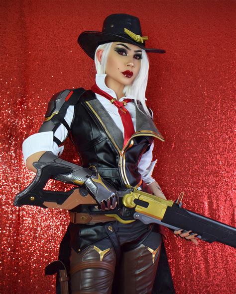 Ashe Overwatch Cosplay: Embracing the Gunslinging Cowgirl