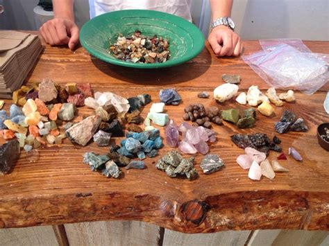 Asheville Crystal Shops: A Guide to the Best Gemstone Destinations in the Blue Ridge Mountains