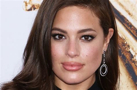 Ashley Graham: Embracing Body Positivity and Inclusivity in the Fashion Industry