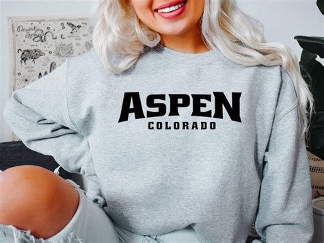 Aspen Colorado Sweatshirt: A Timeless Classic for Chic and Cozy Style