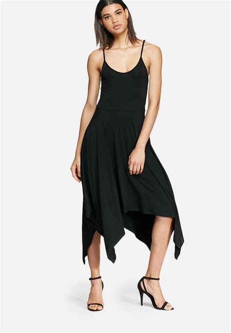 Asymmetric Hems: