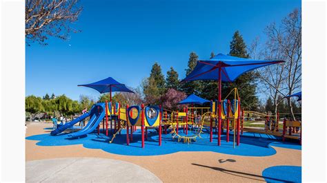 Athan Downs Park: A Tapestry of Recreation and Tranquility in San Ramon