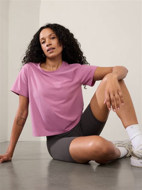 Athleta T-Shirts: The Epitome of Comfort, Style, and Sustainability