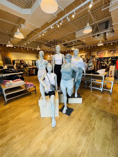 Athleta Virginia Beach: The Ultimate Guide to the Fitness Haven