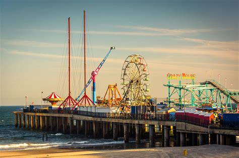 Atlantic City Boardwalk New Jersey: Your Guide to 8.2 Miles of Seaside Delights