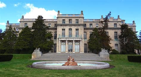 Attend Monmouth University's Open House