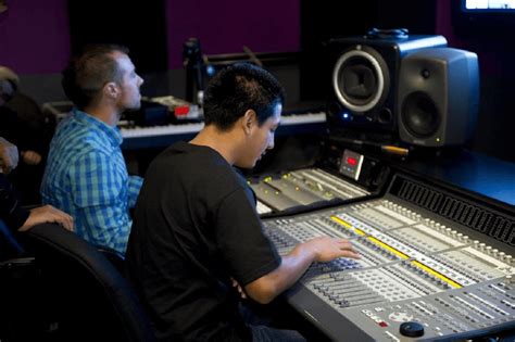 Audio Engineering Courses: A Comprehensive Guide to Enhance Your Audio Expertise