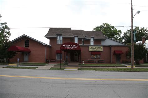 Austin Bell Funeral Home: Embracing Compassion in Springfield, Tennessee