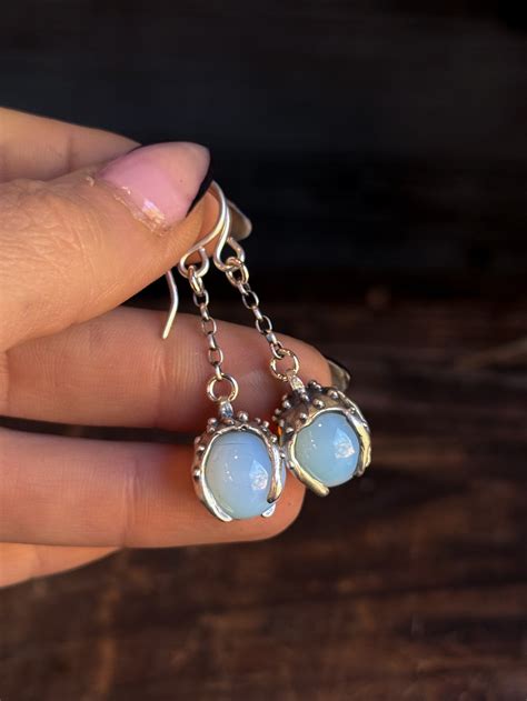 Authentic Crystal Jewelry: 5 Reasons It's a Must-Have Accessory