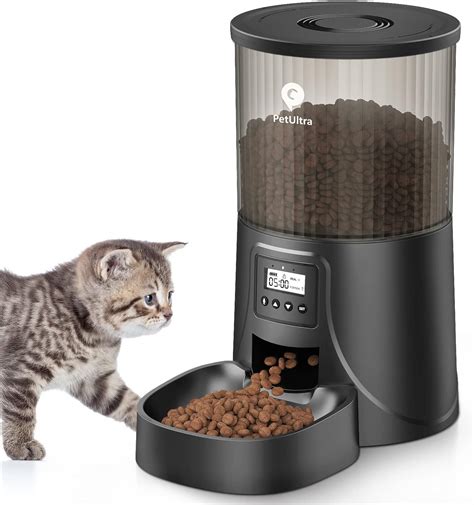 Automatic cat feeders