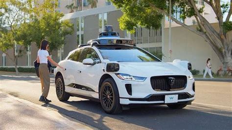 Autonomous Ride-Hailing Services: