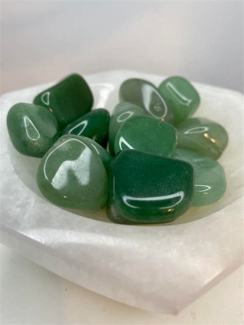 Aventurine: The Mystical Stone with a Vibrant Past