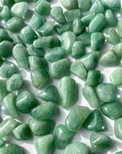 Aventurine: The Stone of Good Fortune and Prosperity