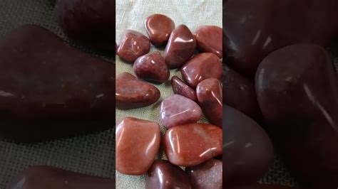 Aventurine Red: A Radiant Hue with Multifaceted Meaning and Applications