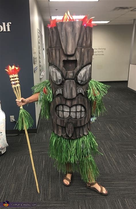 Awaken the Spirit of Polynesia with an Enthralling Tiki Costume