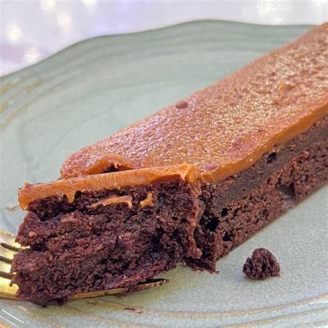 Awfully Chocolate Cake: An Indulgent Treat for the Senses