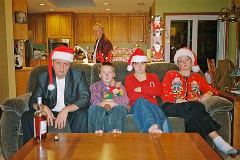 Awkward Family Holiday Photos Reader
