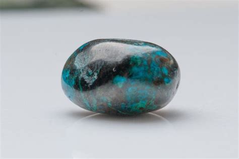 Azurite Chrysocolla: The 25 Surprising Benefits You Never Knew