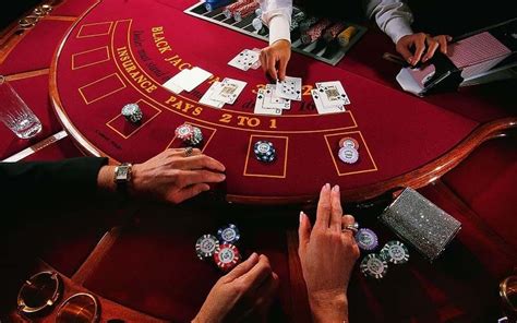 Bị Chặt Đôi Người Khi Đi Đánh Bài Ở Casino: Sự Thật Đáng Sợ Hay Khuếch Trương?