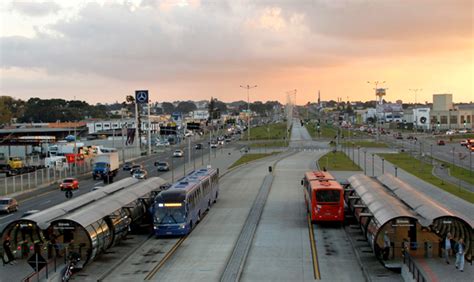 BRT Bet: Aposta Estratégica no Transporte Público de Curitiba