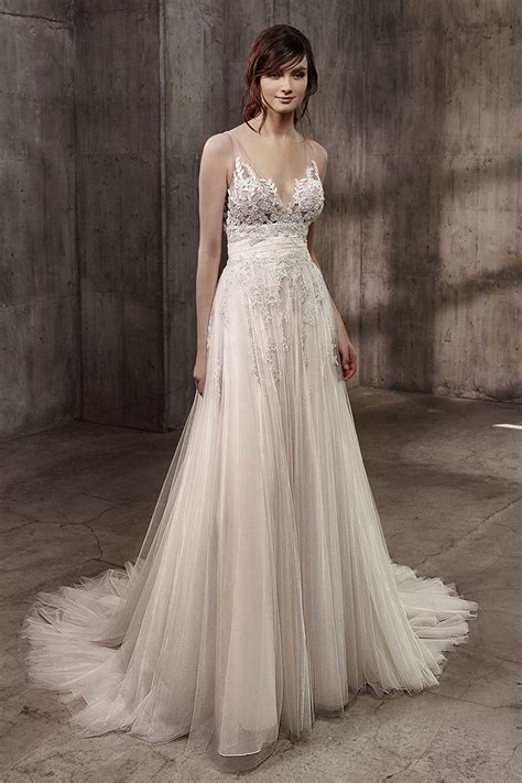 Badgley Mischka: The Epitome of Bridal Excellence