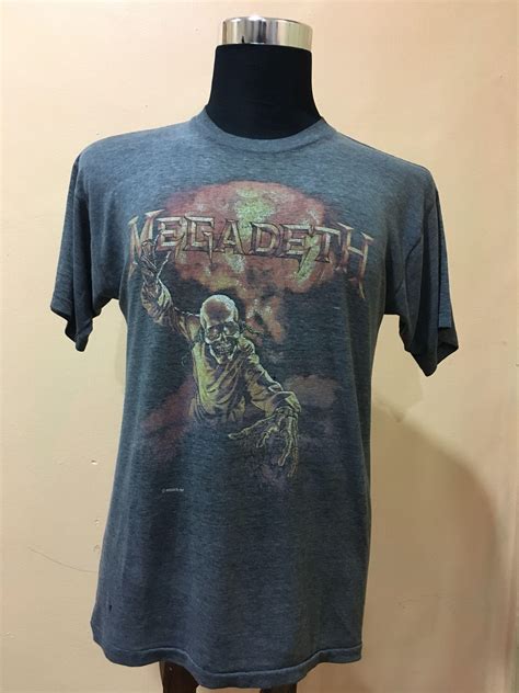 Baggy Megadeth Shirt: A Millennial's Nostalgia Trip