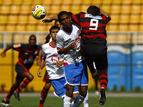Bahia 9 x 0 Flamengo: Uma Goleada Histórica que Marcou o Futebol Brasileiro