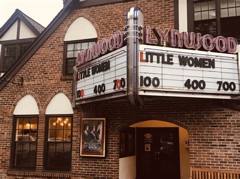 Bainbridge Island's Lynwood Theater: A Cultural Haven in the Heart of Puget Sound