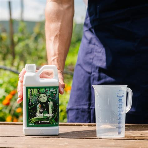 Balanced Liquid Fertilizer: The Key to a Thriving Garden